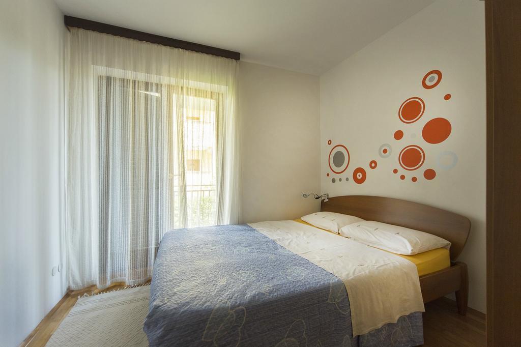 Apartments Jurisevic Umag Bagian luar foto